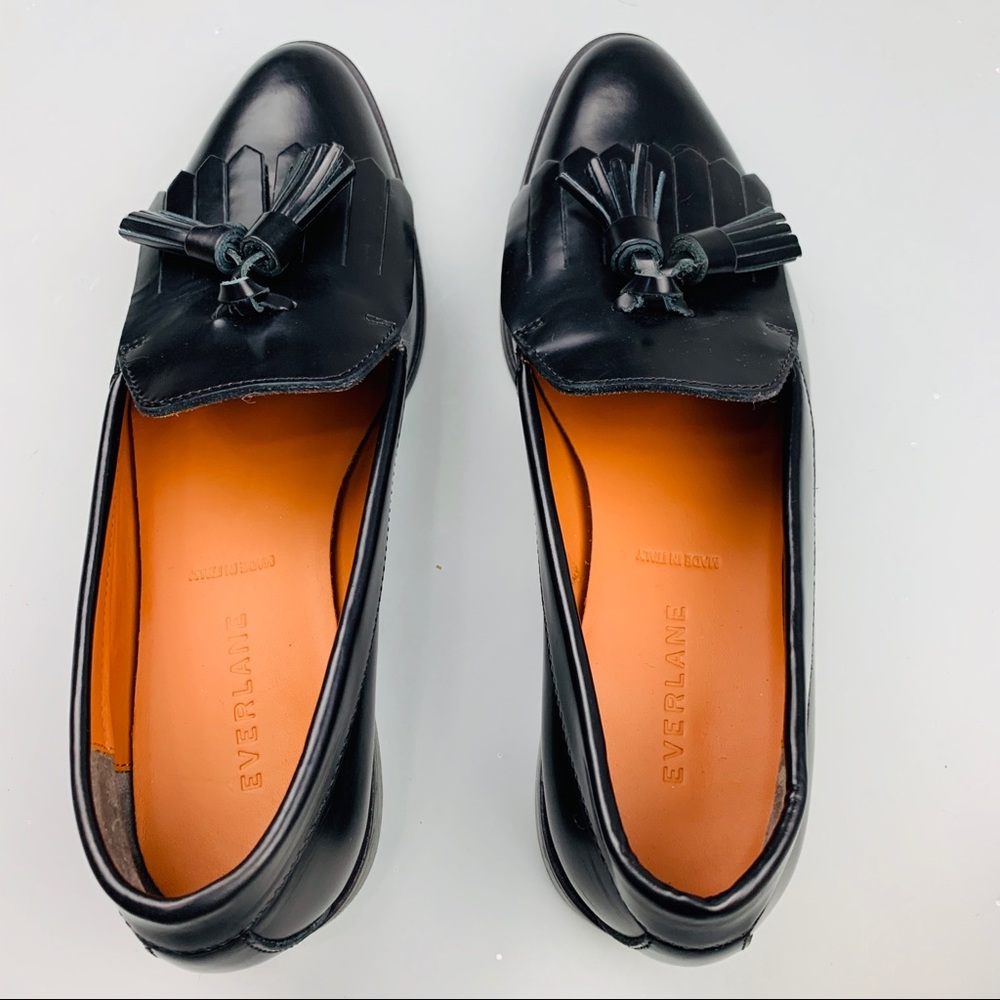 Everlane Classic Black Loafers with Tassels - Picture 6 of 7